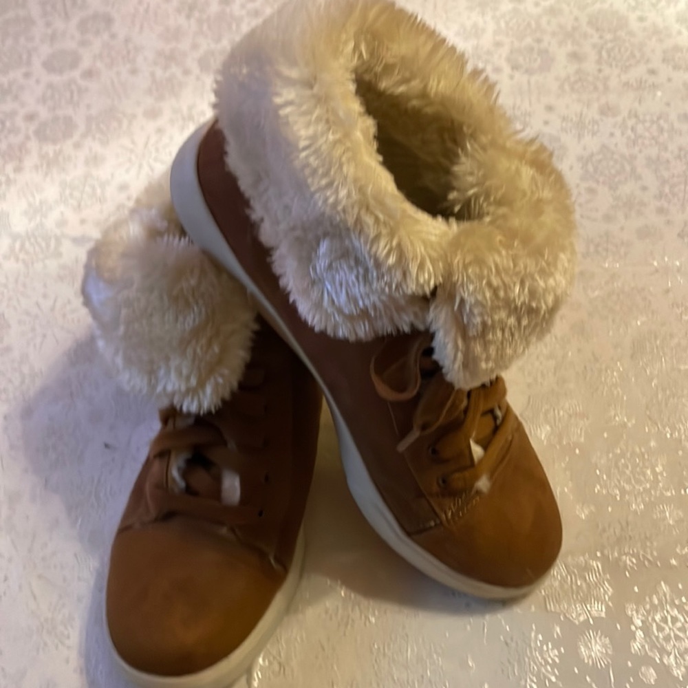 Brash boots